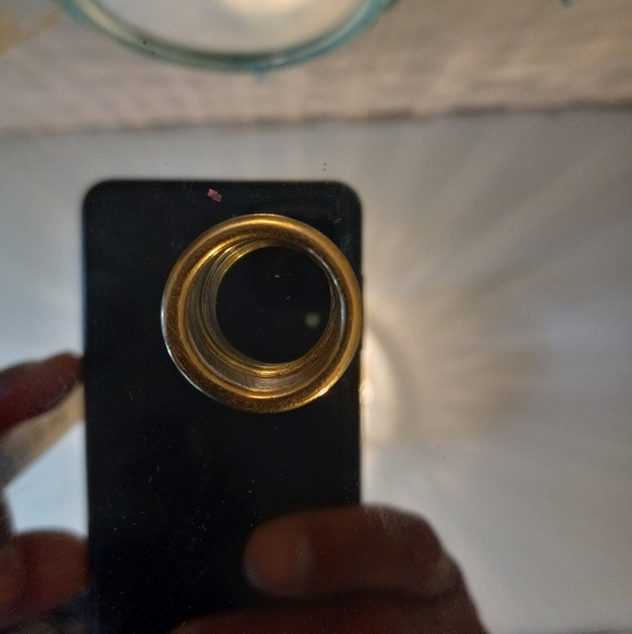 Guess ring - Picture 2 of 4